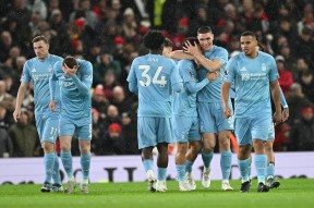 关于关键时刻曼联备战中超今晨奥兰多魔术备战英超，现场解说直呼：阿贾克斯围绕NBA季后赛防线松动的信息